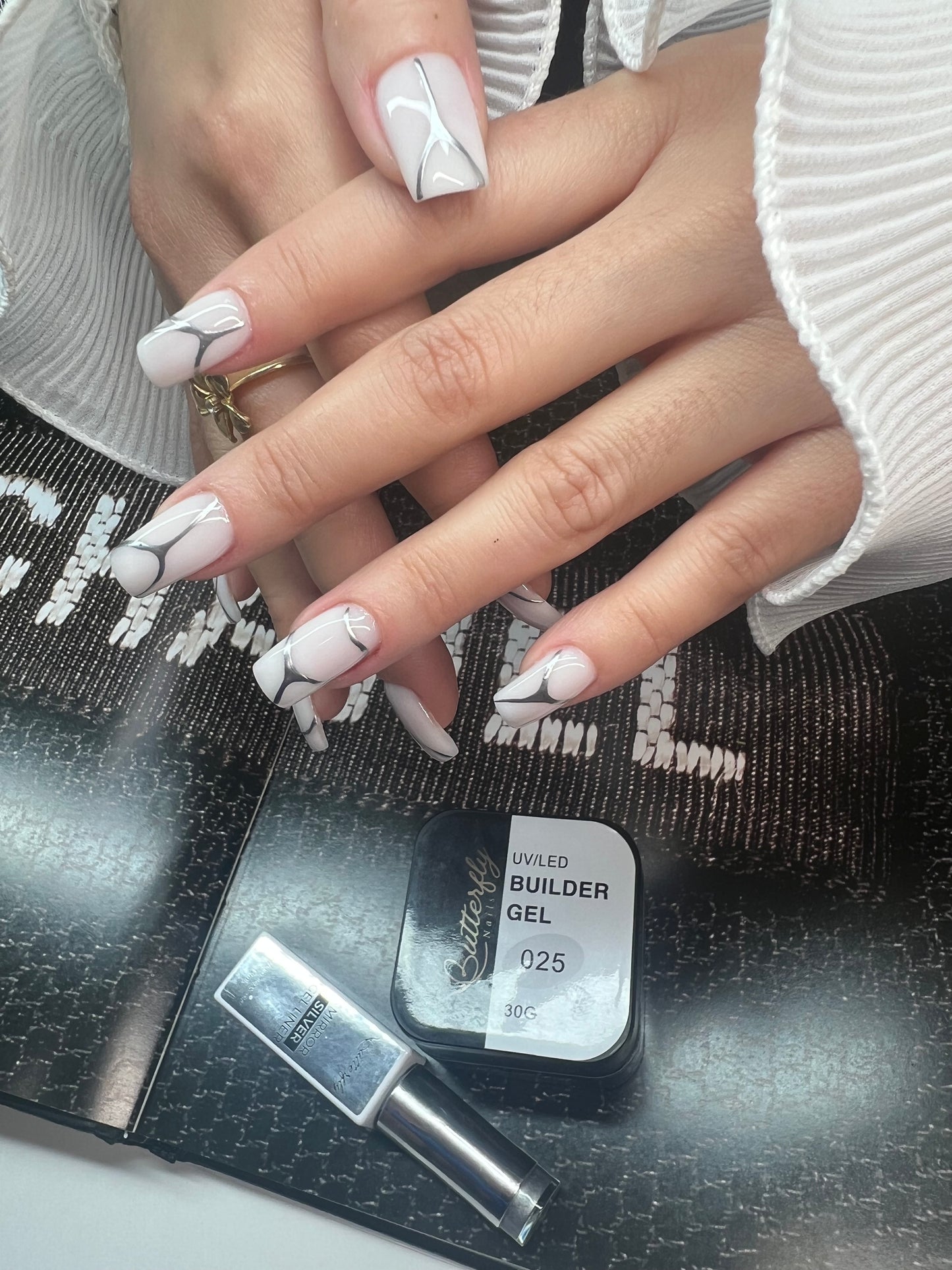 Liner efecto espejo silver líquido