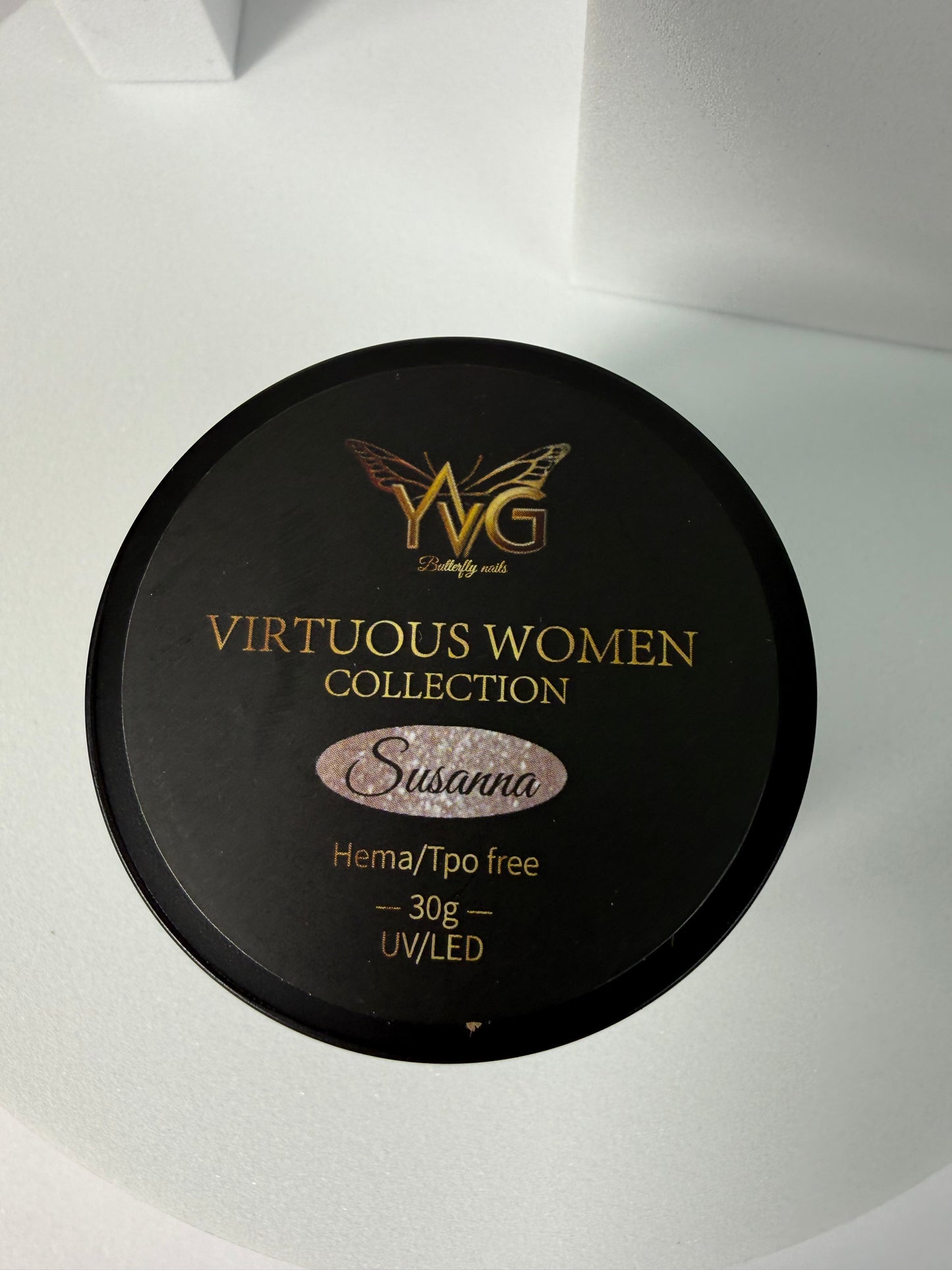 Colección : builder gel virtuous woman 12 colores de 30 g