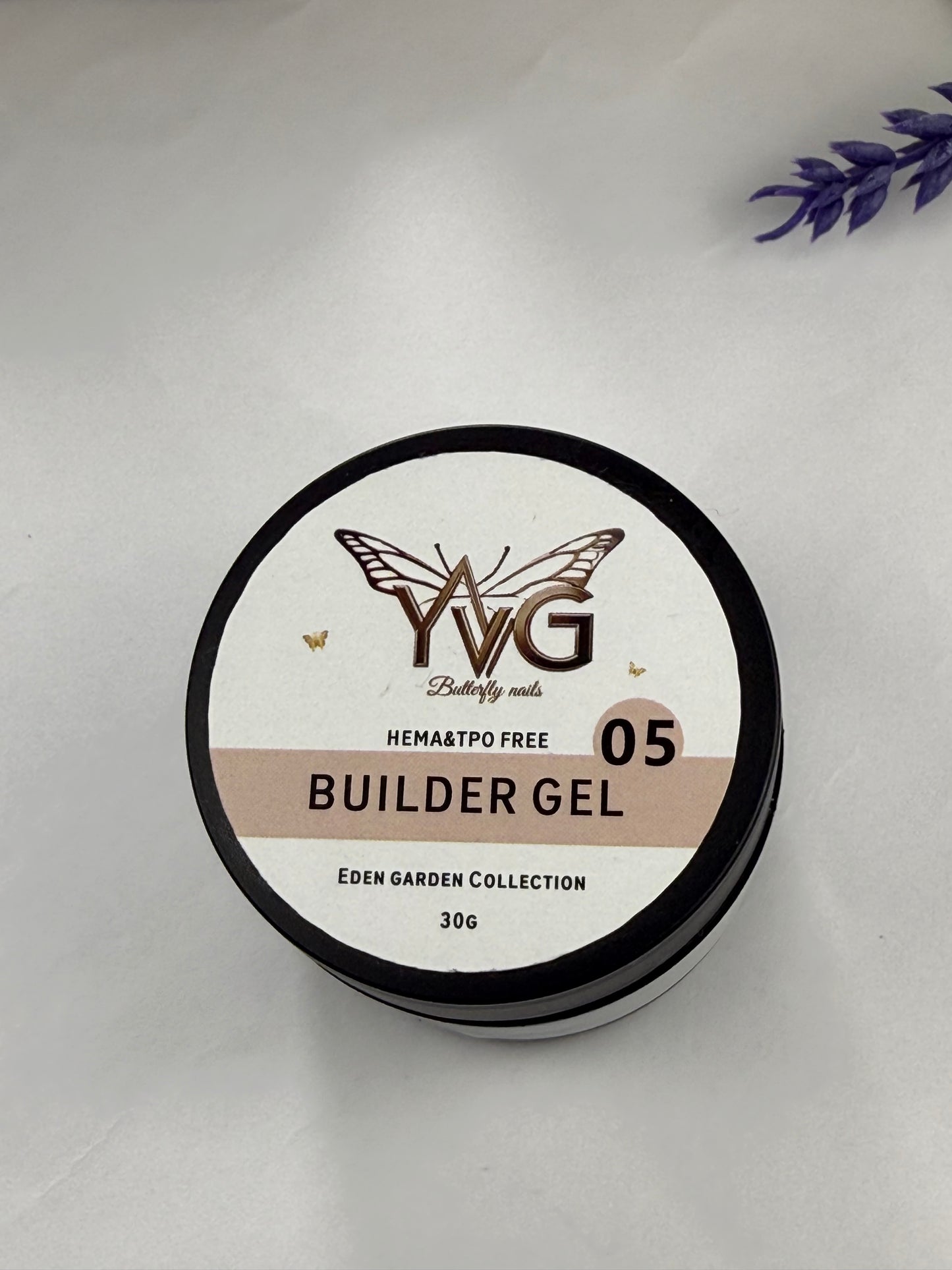 Builder gel # 05 Eden Garden
