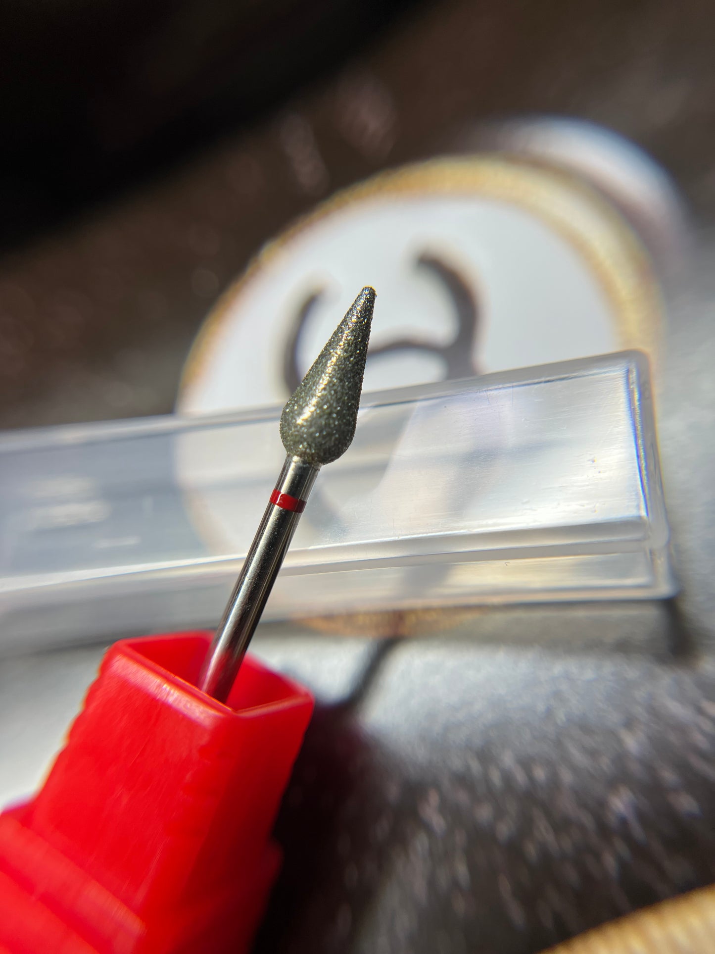 Punta pera para pulido de piel de la cutícula ( cinta roja )