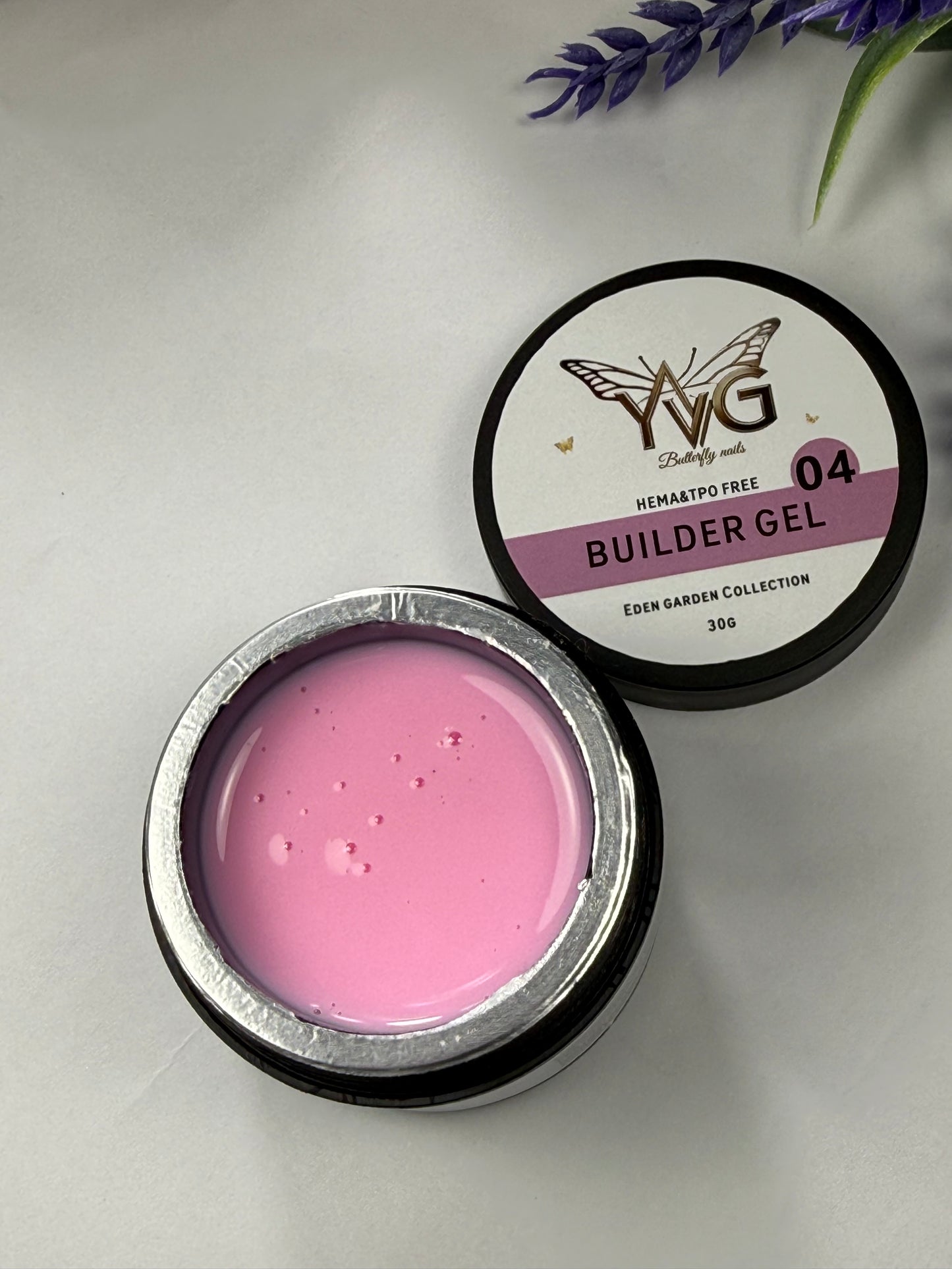 Builder gel # 04 Eden Garden
