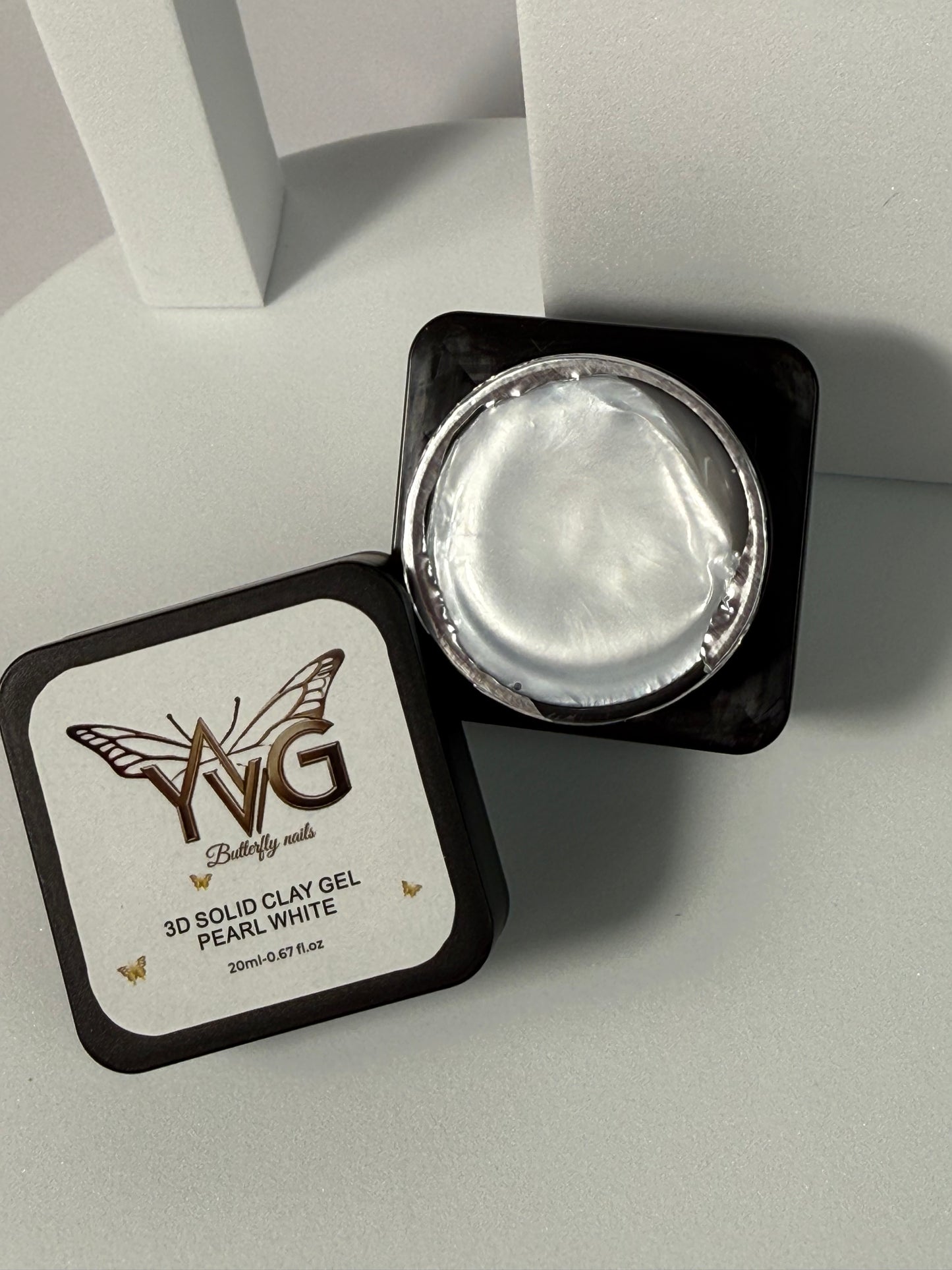 3 D solid gel pearl white