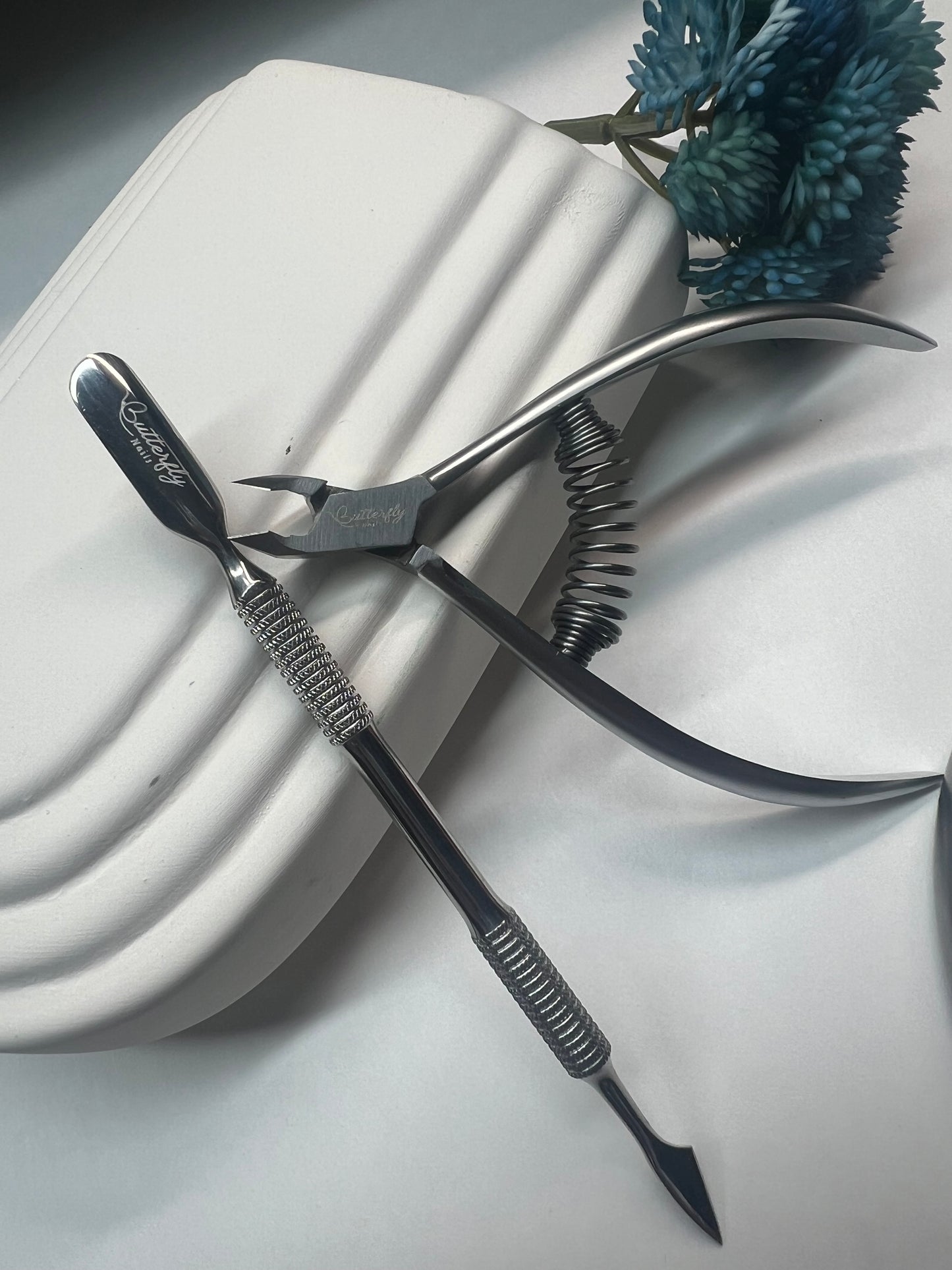 Alicate de cutícula y Empujador de acero inoxidable